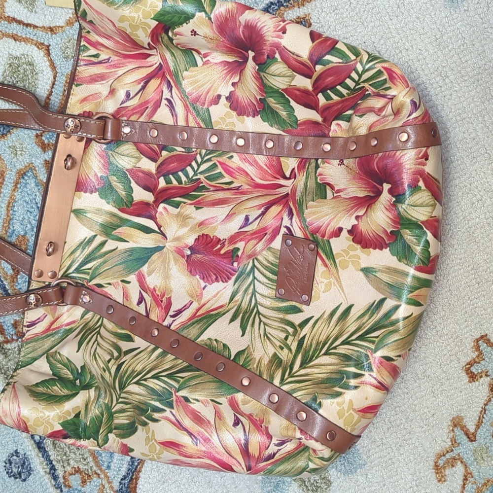 Patricia Nash Benvenuto Tote Purse Cuban Tropical Floral